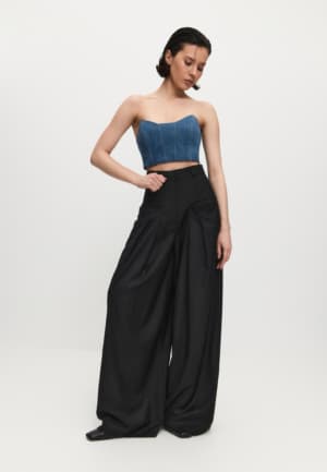 Брюки с объемными карманами